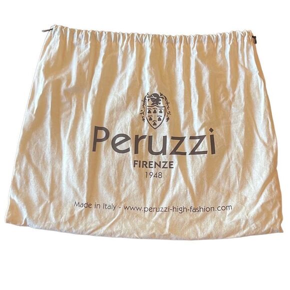 Peruzzi Blue Italian Leather‎ Purse - Picture 8 of 8